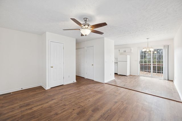 4913 Camborne Cir, Murfreesboro, TN 37129