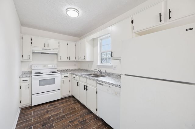 4913 Camborne Cir, Murfreesboro, TN 37129