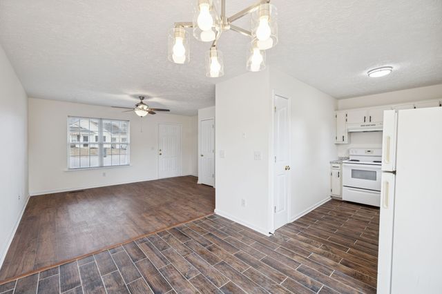 4913 Camborne Cir, Murfreesboro, TN 37129