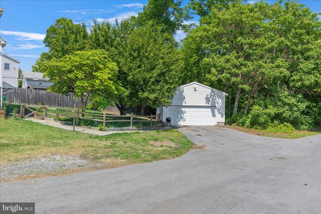 7008 CONTEE RD, Laurel, MD 20707