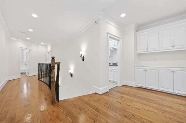 3928 Milton Street, West University Place, TX 77005