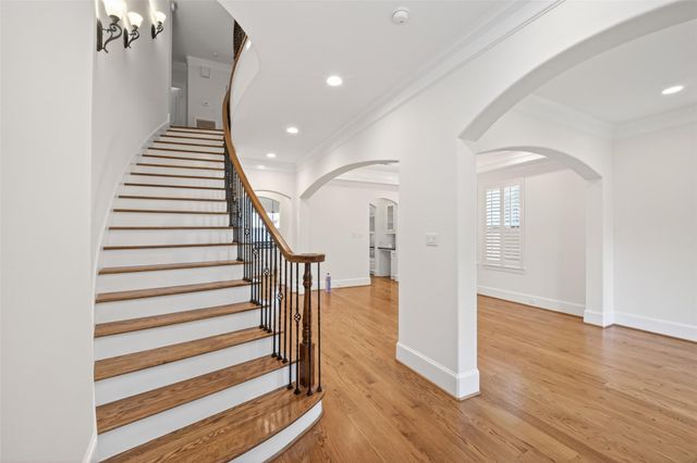 3928 Milton Street, West University Place, TX 77005