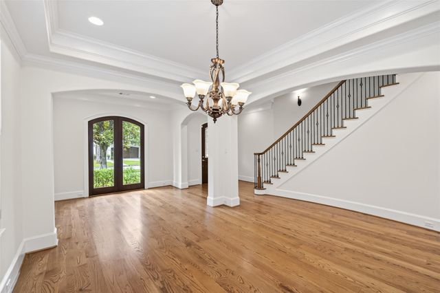 3928 Milton Street, West University Place, TX 77005