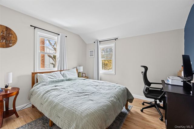 41 Gillette Avenue, Bayport, NY 11705