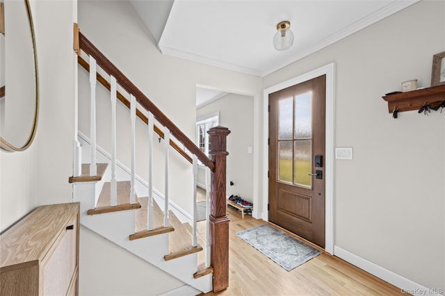 41 Gillette Avenue, Bayport, NY 11705