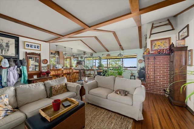 8440 Michigan Bluff Rd, Foresthill, CA 95631