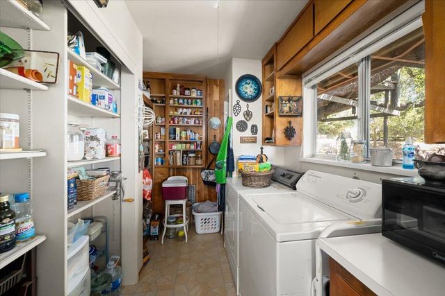 8440 Michigan Bluff Rd, Foresthill, CA 95631