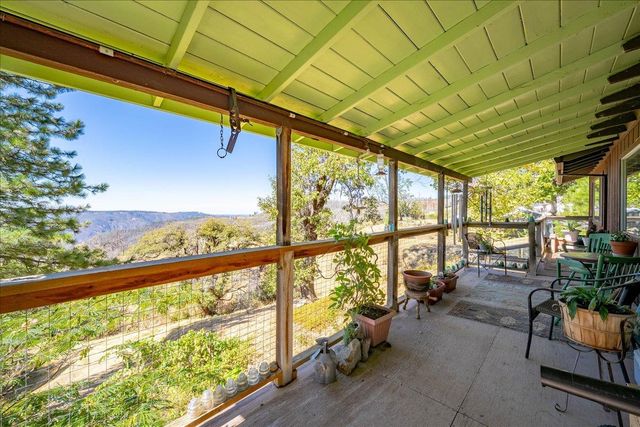 8440 Michigan Bluff Rd, Foresthill, CA 95631