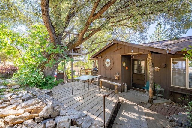 8440 Michigan Bluff Rd, Foresthill, CA 95631