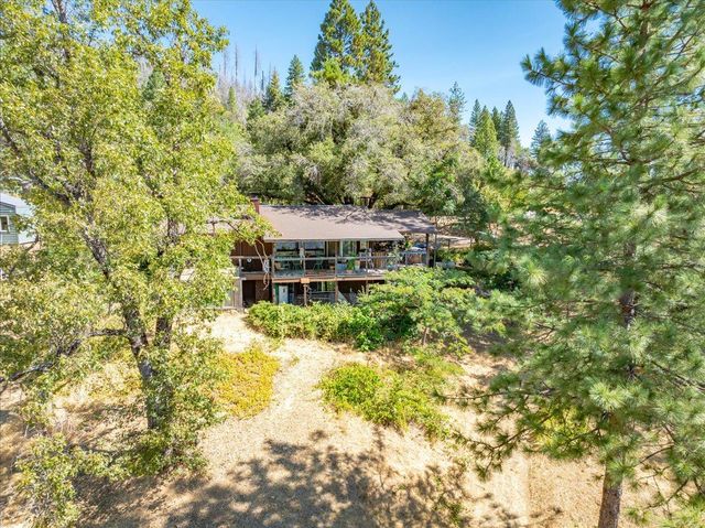 8440 Michigan Bluff Rd, Foresthill, CA 95631