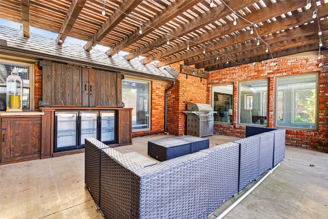 3041 Charing Cross, Oklahoma City, OK 73120