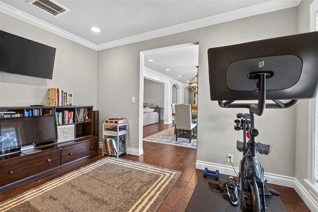 3041 Charing Cross, Oklahoma City, OK 73120