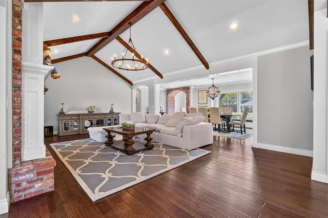 3041 Charing Cross, Oklahoma City, OK 73120