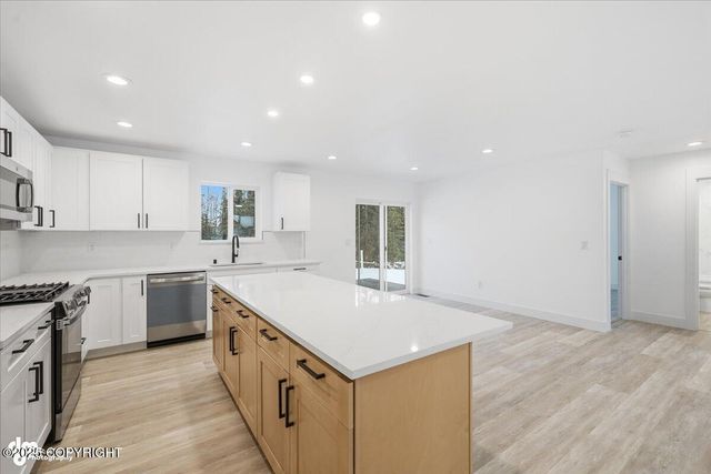 2145 N Skye Circle, Big Lake, AK 99654