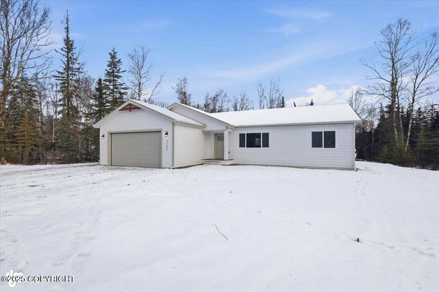 2145 N Skye Circle, Big Lake, AK 99654