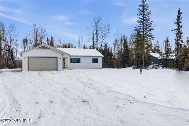 2145 N Skye Circle, Big Lake, AK 99654