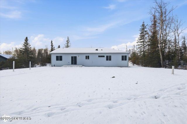 2145 N Skye Circle, Big Lake, AK 99654