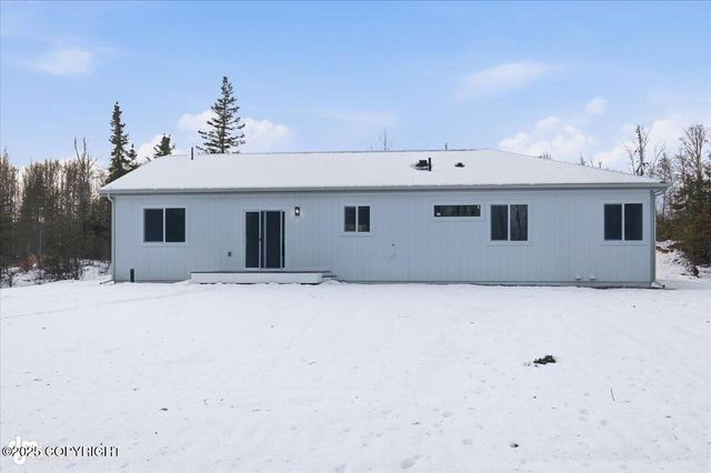 2145 N Skye Circle, Big Lake, AK 99654