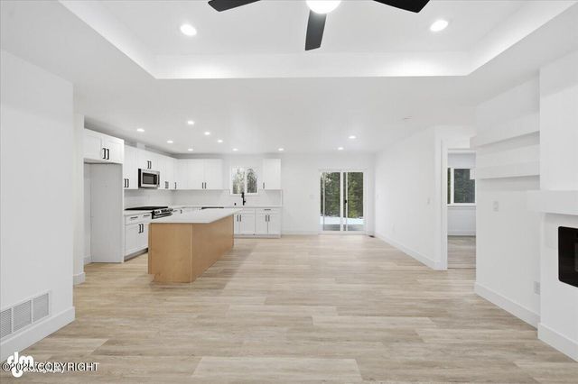 2145 N Skye Circle, Big Lake, AK 99654