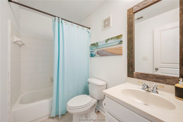 1725 Harvey Mitchell Parkway S 2125, College Station, TX 77840