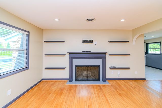 537 Springhill Drive, Lexington, KY 40503