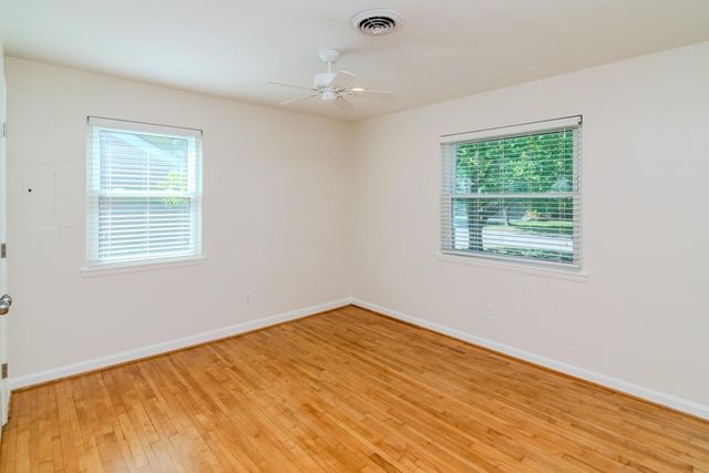 537 Springhill Drive, Lexington, KY 40503