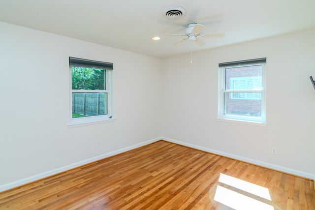 537 Springhill Drive, Lexington, KY 40503