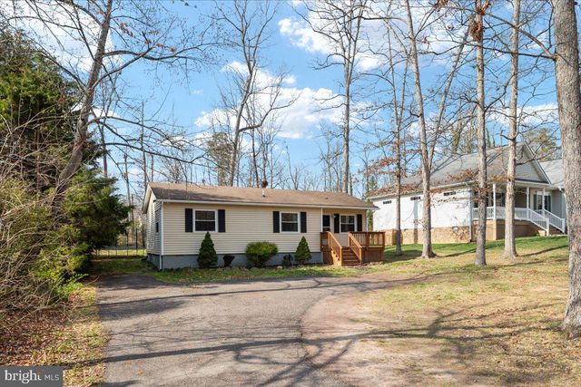 904 LAKEVIEW PKWY, Locust Grove, VA 22508