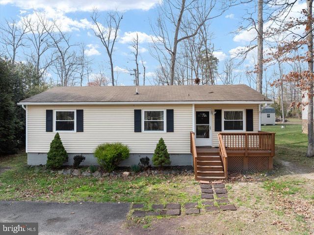904 LAKEVIEW PKWY, Locust Grove, VA 22508