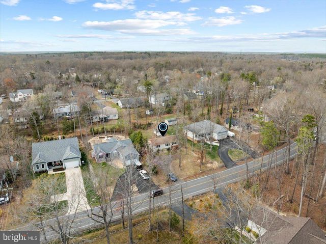 904 LAKEVIEW PKWY, Locust Grove, VA 22508