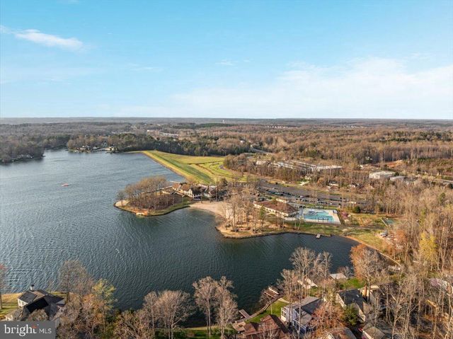 904 LAKEVIEW PKWY, Locust Grove, VA 22508