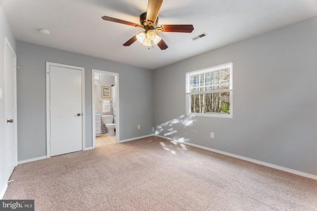 904 LAKEVIEW PKWY, Locust Grove, VA 22508