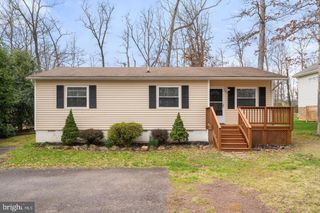 904 LAKEVIEW PKWY, Locust Grove, VA 22508