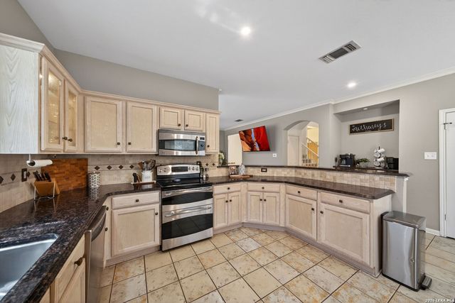 3819 Cove Meadow, San Antonio, TX 78247