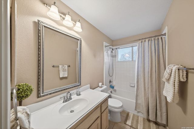 3819 Cove Meadow, San Antonio, TX 78247