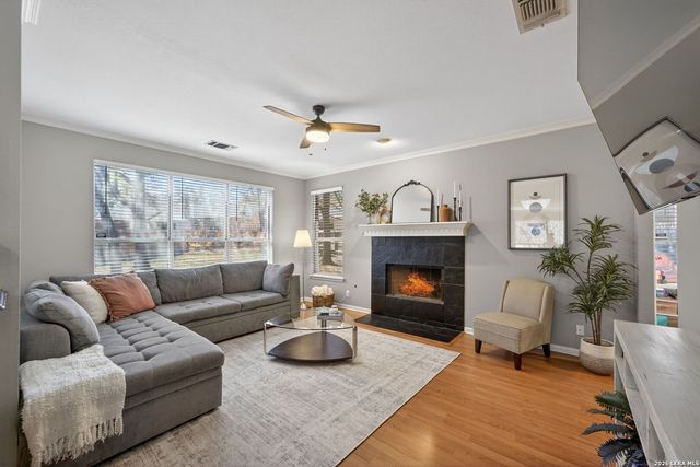 3819 Cove Meadow, San Antonio, TX 78247