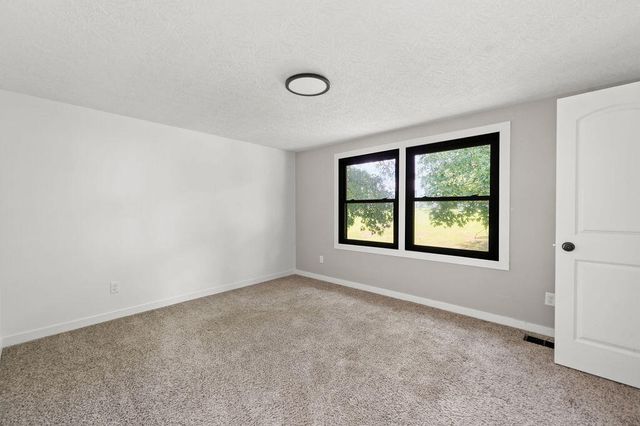 10321 Madonna Drive, Alexandria, KY 41001