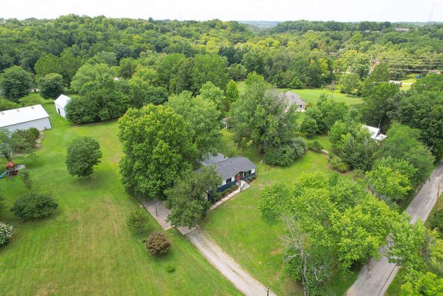 10321 Madonna Drive, Alexandria, KY 41001