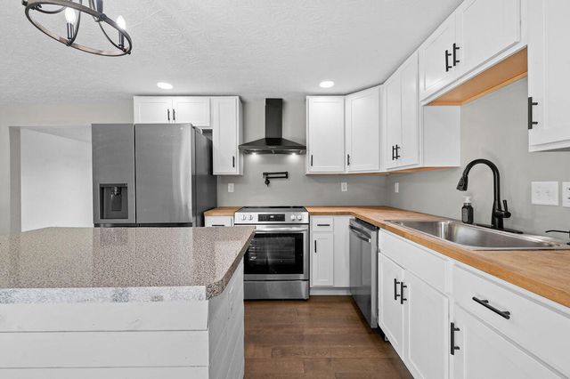 10321 Madonna Drive, Alexandria, KY 41001
