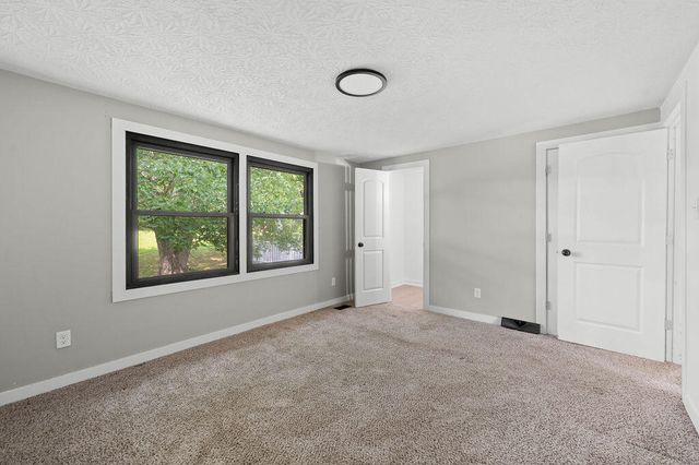 10321 Madonna Drive, Alexandria, KY 41001