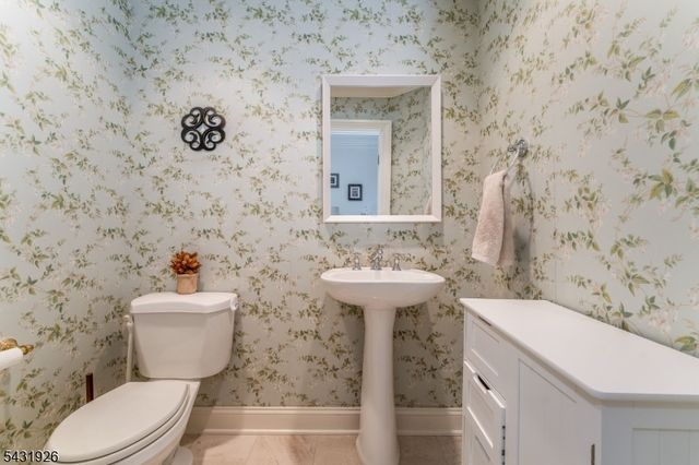 706 Park Place, Springfield Twp., NJ 07081