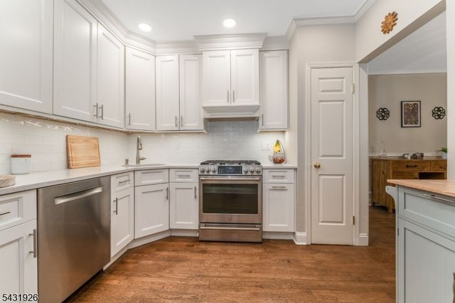 706 Park Place, Springfield Twp., NJ 07081