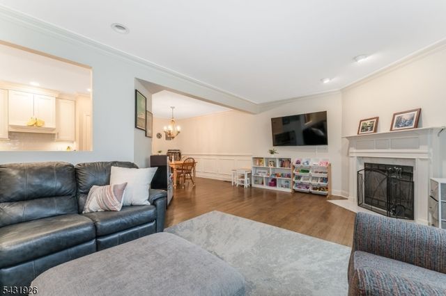 706 Park Place, Springfield Twp., NJ 07081