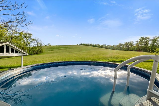 17 Eberle Rd, Mt Pleasant Twp, PA 15340