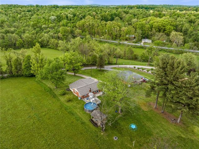17 Eberle Rd, Mt Pleasant Twp, PA 15340