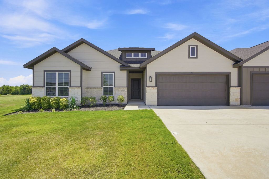 3844 Clovis Street, Midlothian, TX 76065