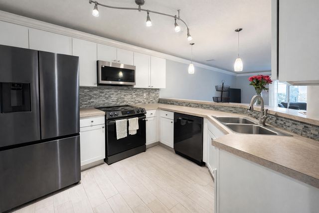 166 Timberwalk Trail, Jupiter, FL 33458