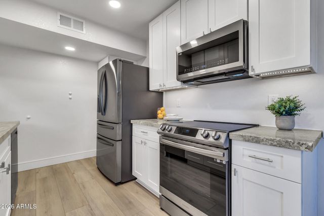 5625 S ADMIRALTY Court C, Tempe, AZ 85283