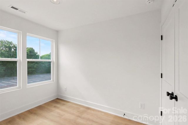 206 W Todd Lane A & B, Charlotte, NC 28208
