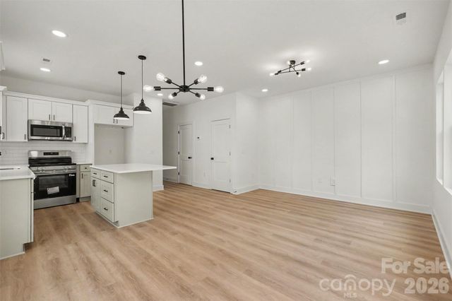 206 W Todd Lane A & B, Charlotte, NC 28208